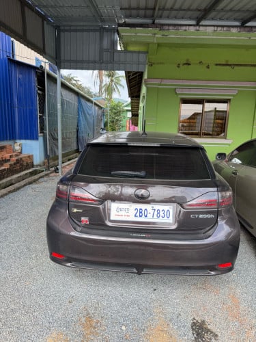 Ct200h 012 full primerm លក់ ម្ចាស់ផ្ទាល់ 15700$ចរចារ សុីនម៉ាជុំ
