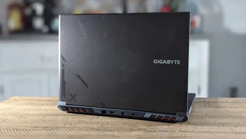 Gigabyte G6X 9KG 16" 1920x1200 IPS 165Hz i7-13650HX