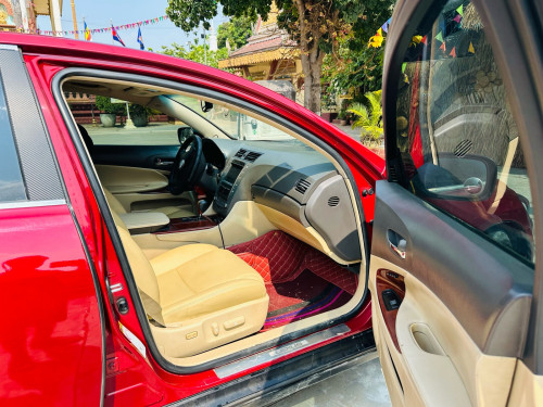 GS300 ឆ្នាំ06 full option