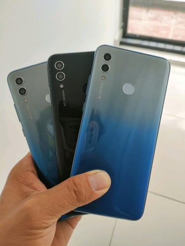 Honor 10lite Ram 6/128 សណុំសុីន​ ដើរស្មូត​ សេវាខ្លាំង