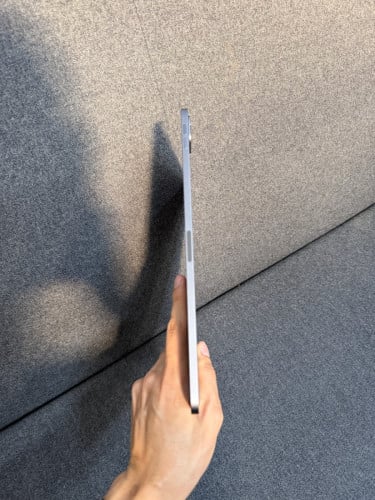 iPad Pro 11” 2020 256G WiFi ស្អាត99% សាក់ថ្ម87ដង ថ្ម100%