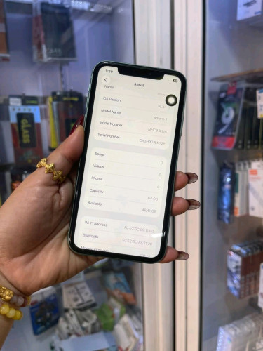 iPhone 11/64GB/LLថ្ម89%តួរស្អាតសុីនសានុំ