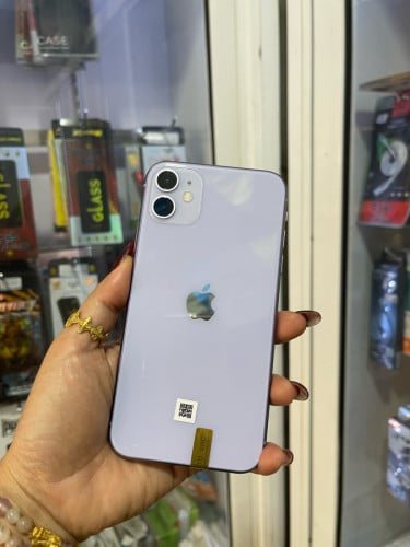 iPhone 11/64GB/LLថ្ម91%តួរស្អាតសុីនសានុំ(ធានា១ខែលើម៉ាសុីន)