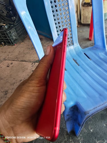 Iphone 8 plus 64G សាណុំសុីនស្អាតលក់ 75$
