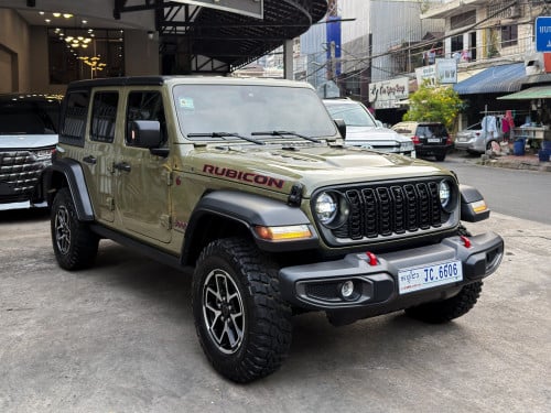 Jeep rubicon 2025 (900KM)