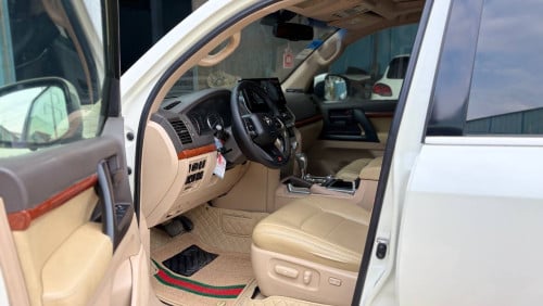 Land Cruiser 2013 up 2024 Full Option ម្ចាស់ដេីមទី1