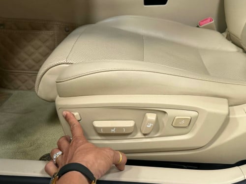 Lexus Es300h 2013  option ពិសេស