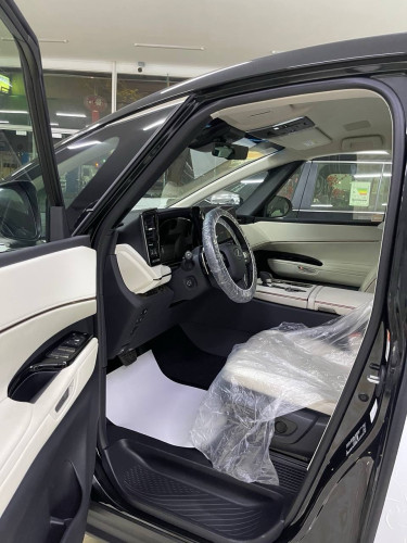 Lexus Lm350h 2026
