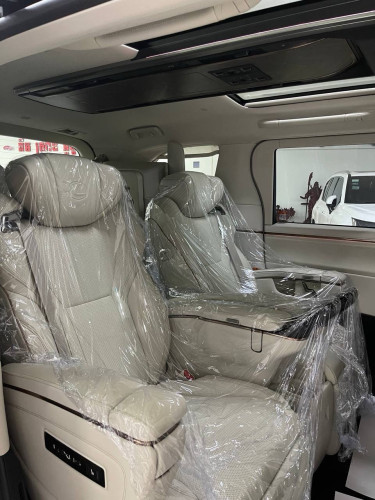 Lexus Lm350h 2026