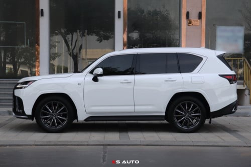 LEXUS LX600 F Sport 2024