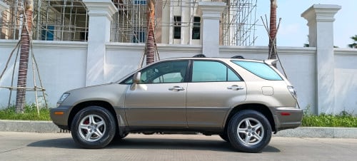 LEXUS RX300