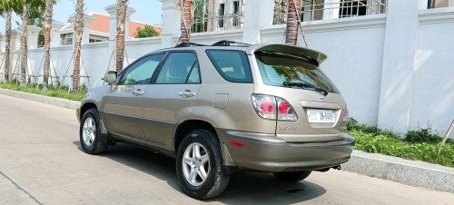 LEXUS RX300