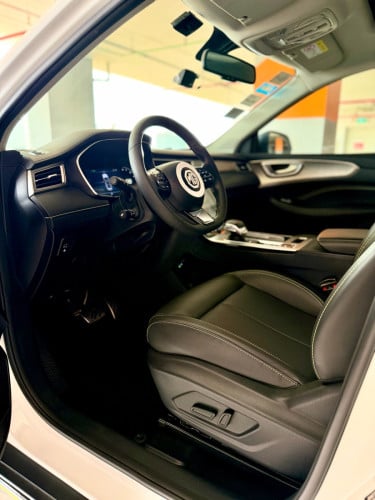 MG RX5 2023 Sport Edition Performance 2023 ទឹកថ្នាំហ្សុីន១ជុំ ទាំងកាង