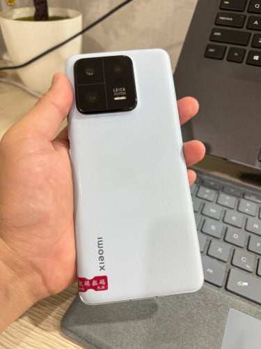 Mi 13 Pro 512GB Ram 12GB CH version អេក្រង់​ដូរ​ LCD កាម៉ារ៉ា​នៅស្អាត 170$