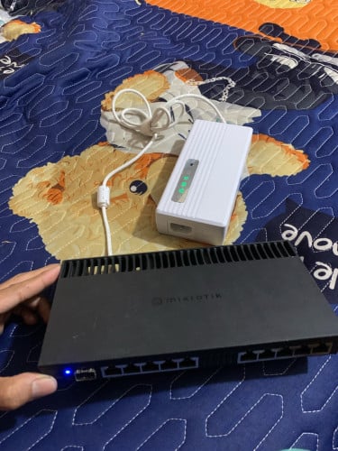 MikroTik rb4011gs+rm with adapter 1 set