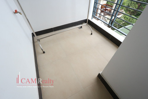 Modern style studio serviced apartment for rent in Tonle Basak