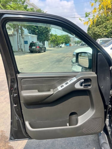 Navara 2008 auto capitas 16200$ចរចា