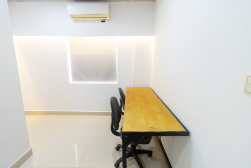 Office Space for rent at Toul Tumpoung   (OF-151) ការិយាល័យជួលនៅទូលទំពូង  ទំហំតូច