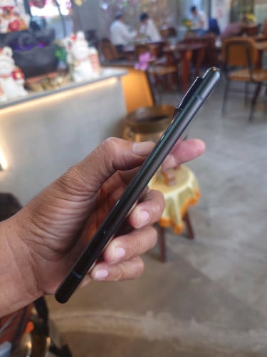 Pixel 6 8g/128g (វៃដូរបាន)👉$155