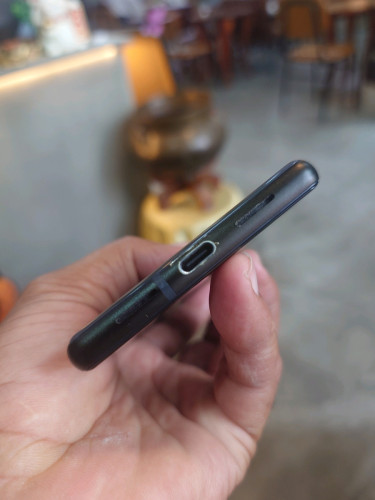 Pixel 6 8g/128g (វៃដូរបាន)👉$155