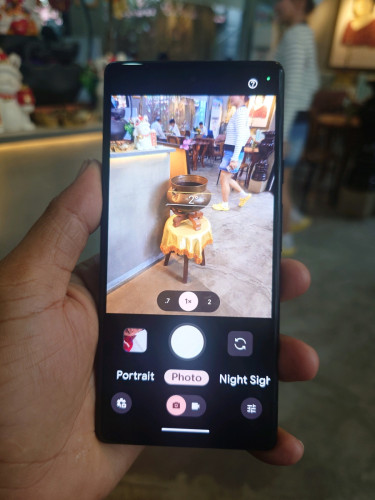 Pixel 6 8g/128g (វៃដូរបាន)👉$155