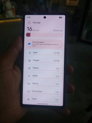 Pixel 6 8g/128g (វៃដូរបាន)👉$155