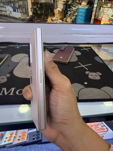 Samsung fold6 256G ក្រុមហ៊ុន sim2