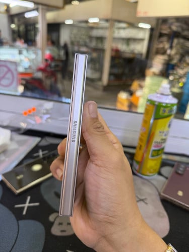 Samsung fold6 256G ក្រុមហ៊ុន sim2