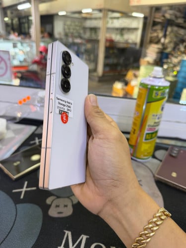 Samsung fold6 256G ក្រុមហ៊ុន sim2