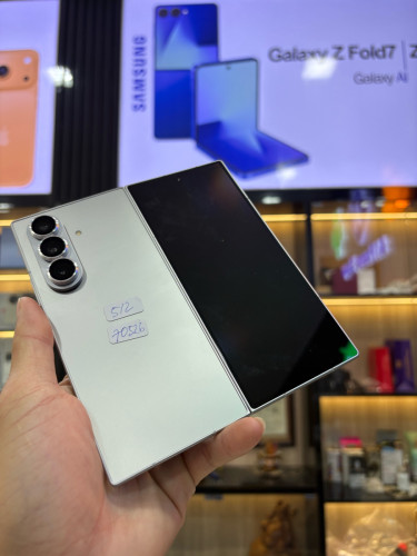 Samsung ZFold7 512G 1300$