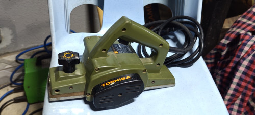Selling original Toshiba 100v planer 30$ ម៉ូទ័ឈូសឈើអត់សូវប្រើលក់ទិញរបស់ផ្សេង