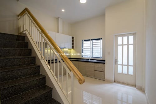 Shop house for sale Phen Huort Beung Snor