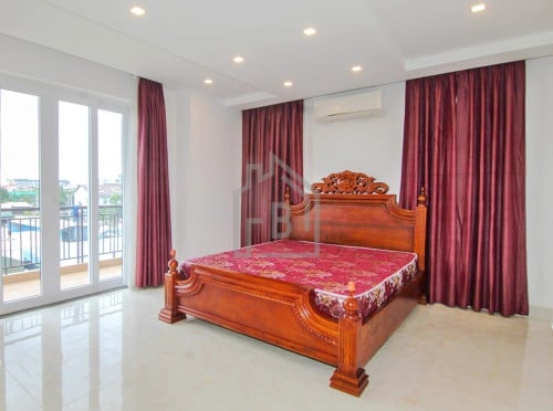 Spacious 2 Bedrooms Apartment for RENT near CIA High School_St.2004