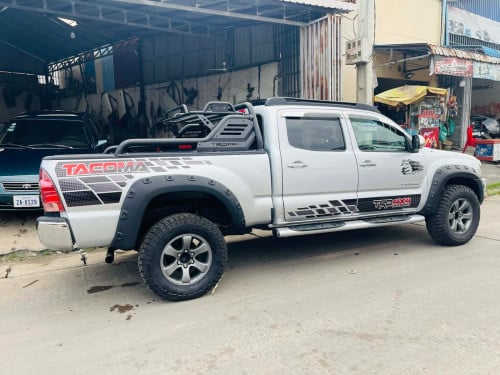 Tacoma ឆ្នាំ 2006 អូតូប៉ុងពីរទ្រង់វែងទិញពីម្ចាស់ដើមទីមួយឡានស្អាតអត់មានបុកអត់មានប៉ះ