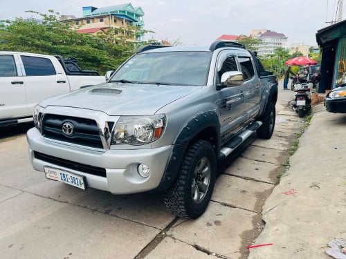 Tacoma ឆ្នាំ 2006 អូតូប៉ុងពីរទ្រង់វែងទិញពីម្ចាស់ដើមទីមួយឡានស្អាតអត់មានបុកអត់មានប៉ះ