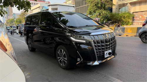 Toyota Alphard 2018
