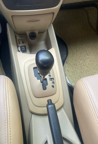 Toyota avenza