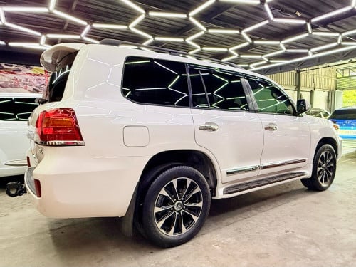 Toyota Land Cruiser GXR 2013 Full options