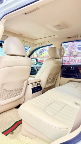 Toyota Land Cruiser GXR 2013 Full options