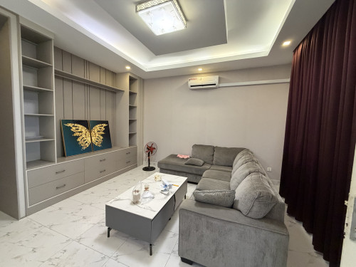 ផ្ទះវីឡាកូនកាត់​ ជួល​ ក្នុងបុរី J&C ឈួកមាស​ Villa for rent