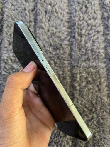 Xiaomi 14 12GB 512GB 99%អត់ឆ្នាំងសាក