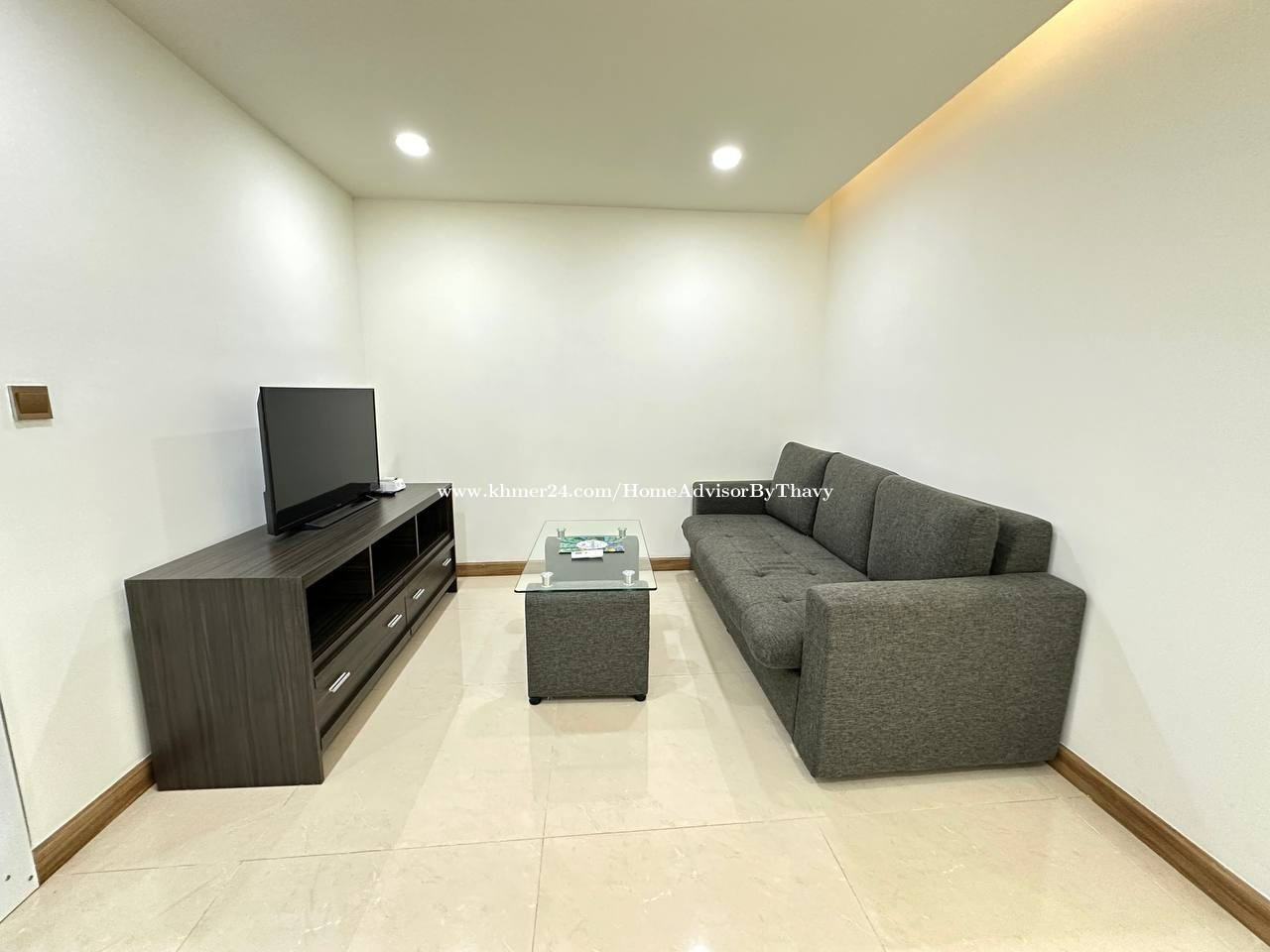 Fully Furnished Studio Room for rent