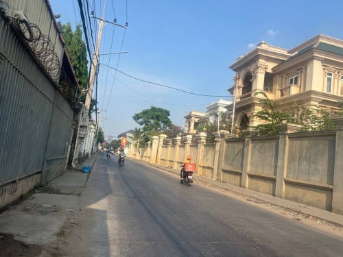 ដីកែងជួលមានរបង​ គោកឃ្លាង ខណ្ឌសែនសុខ ភ្នំពេញ​
