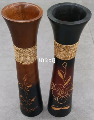 ថូផ្កាឈើ