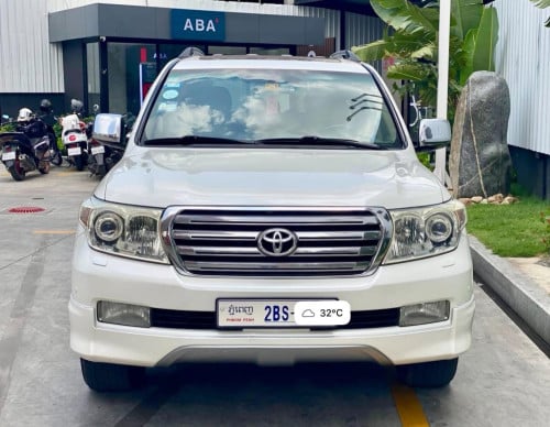 ឡង់សរ័ ប្រភេទ អារ៉ាប់ហ្វូល បើកដំបូល មានទូរទឹកកក