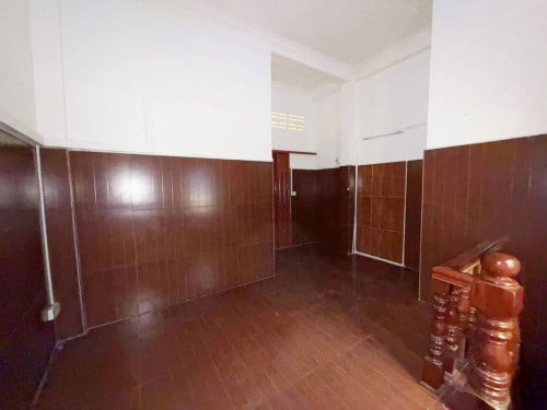 ផ្ទះអាជីវកម្មសម្រាប់ជួលនៅ បឹងកេងកង