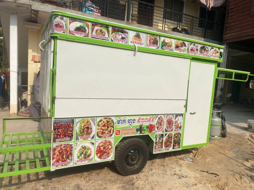 រទេះលក់មីឆា​ បាយឆា​