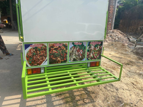 រទេះលក់មីឆា​ បាយឆា​