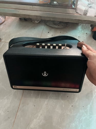 នៅស្អាតច្រៀងពិរោះ