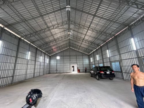 ឃ្លាំងជួលនៅសែនសុខ
